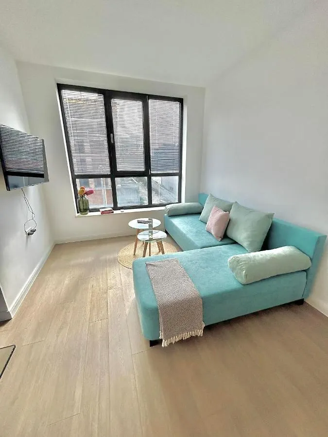 Smart Apartment Mir Varna 0*,